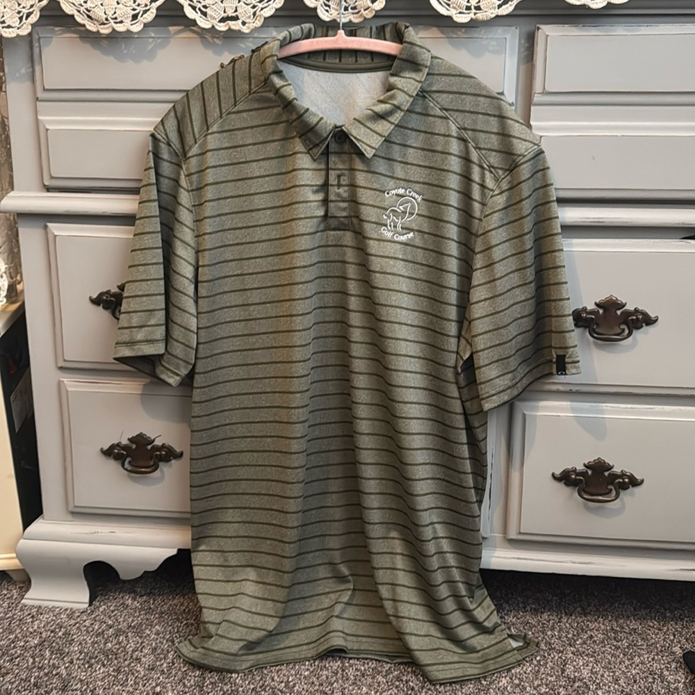 OAKLEY GOLF SHIRT SZ LG